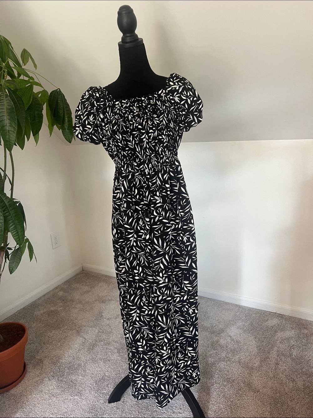 Arden B Black & White Leaf-Print Smocked Jumpsuit